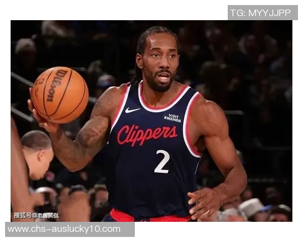 快船与尼克斯激战正酣NBA赛季精彩对决引发球迷热议